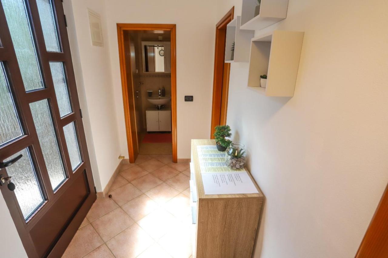 Apartment Nina With Private Pool Nova Vas  Extérieur photo